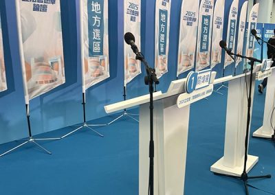 2025-outdoor candidates podium